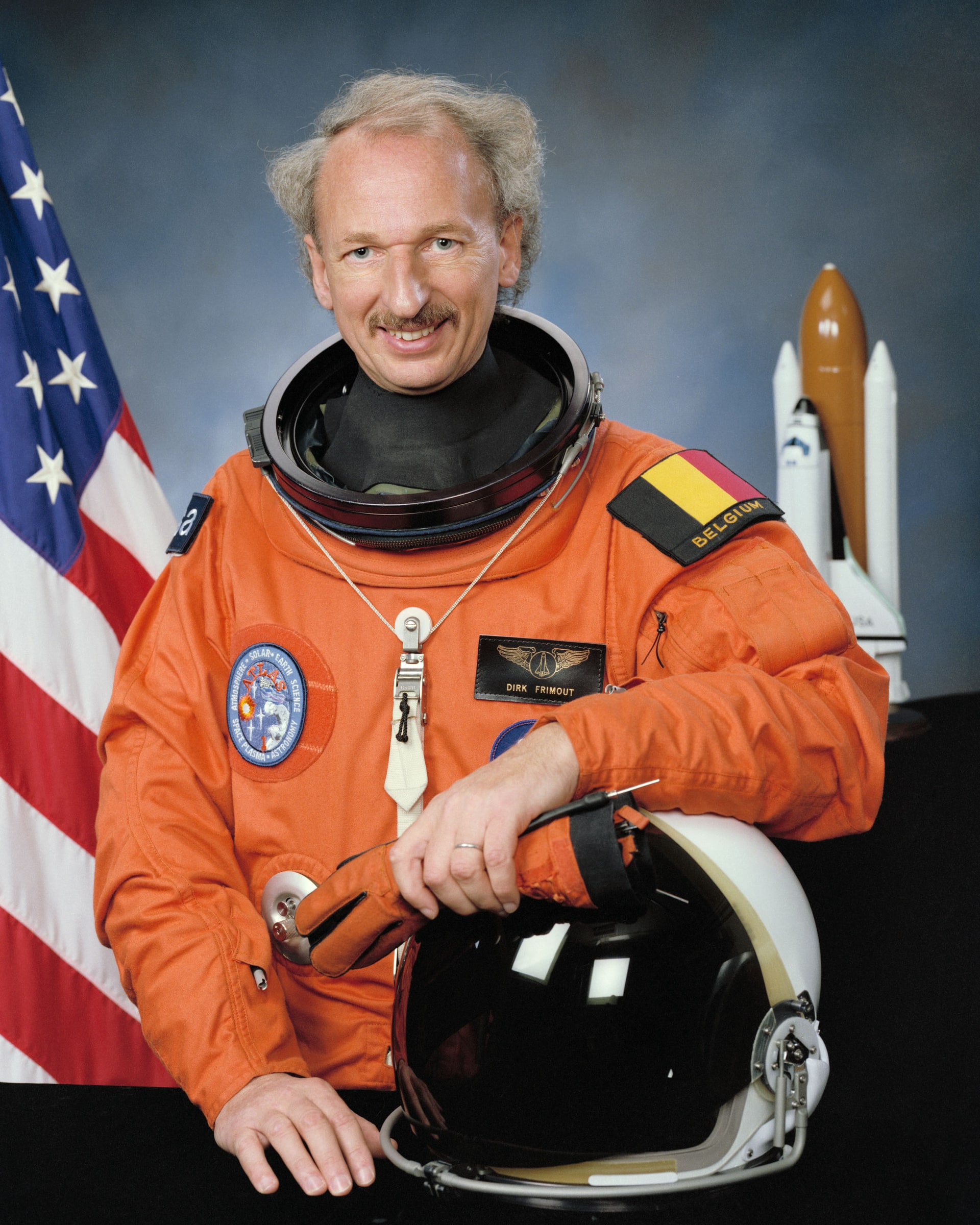 Portrait of Dirk Frimout