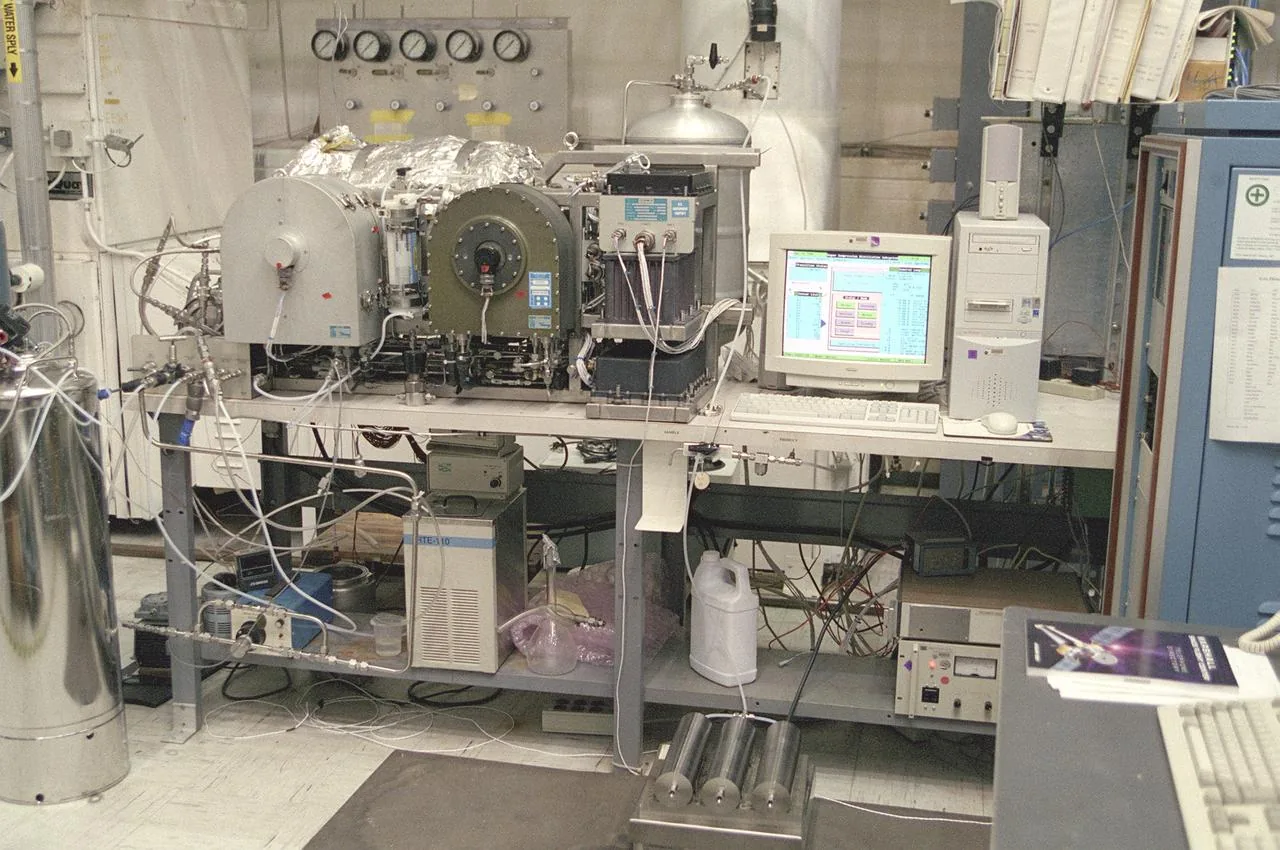 Ground laboratory life-support equipment with tanks, tubing, gauges and a computer