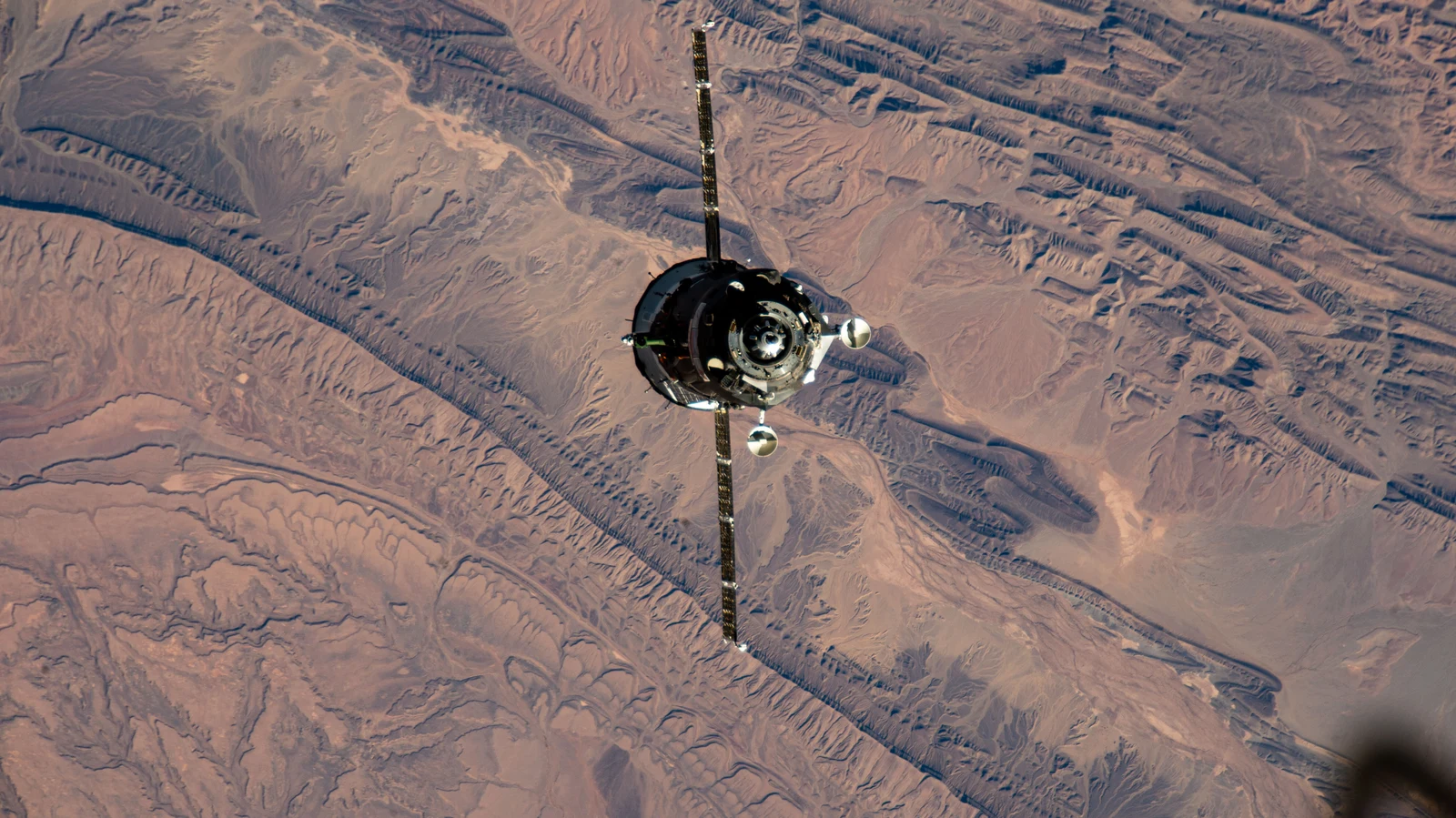 Soyuz MS-27 mission logo