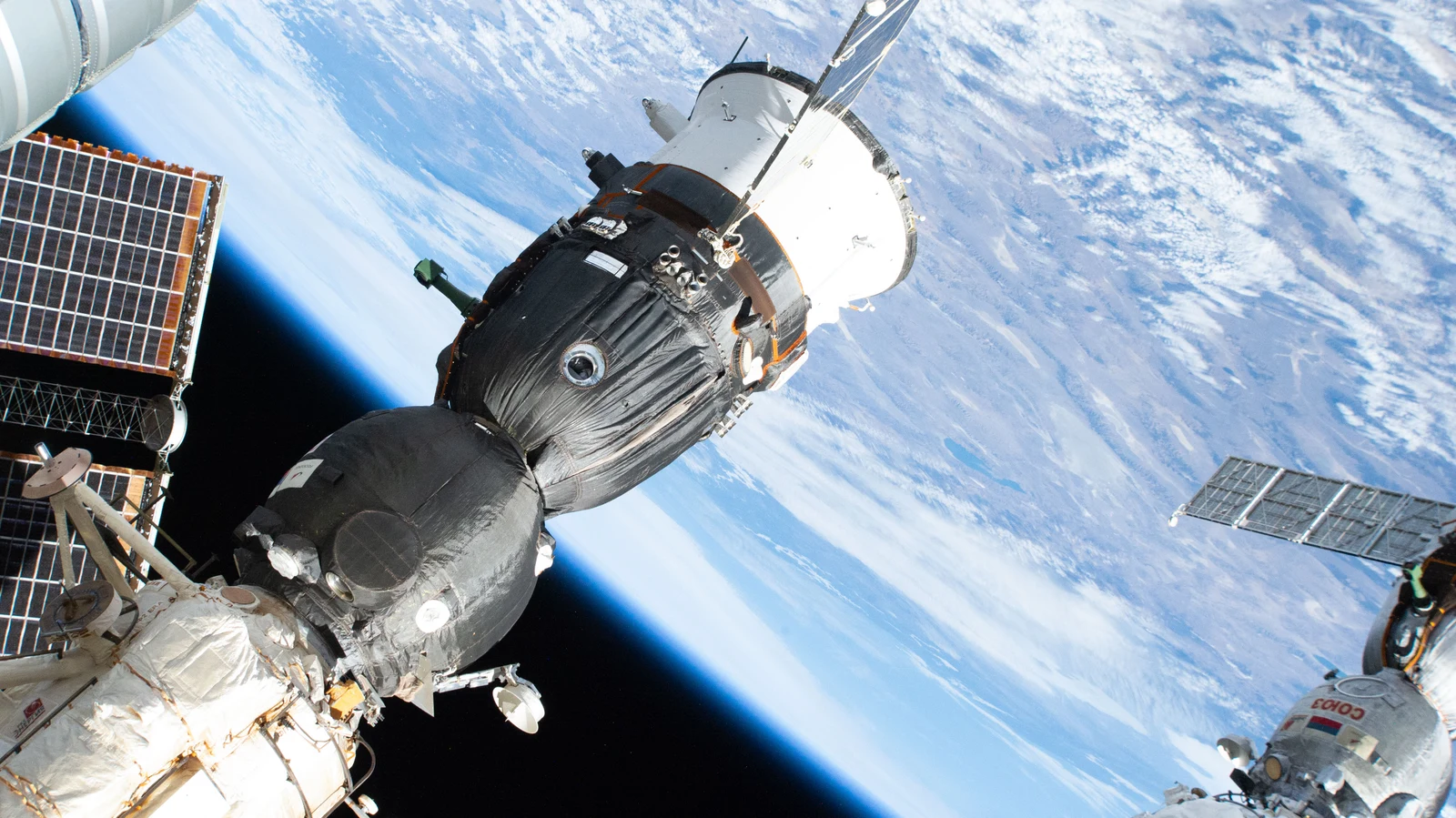 Soyuz MS-28 mission logo
