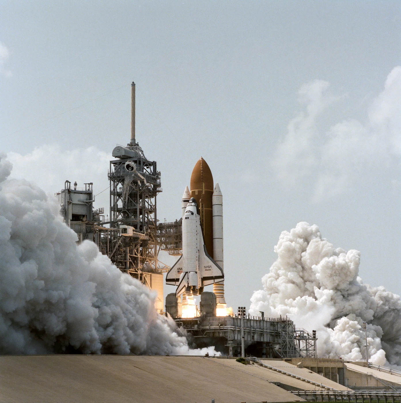STS-71 mission logo