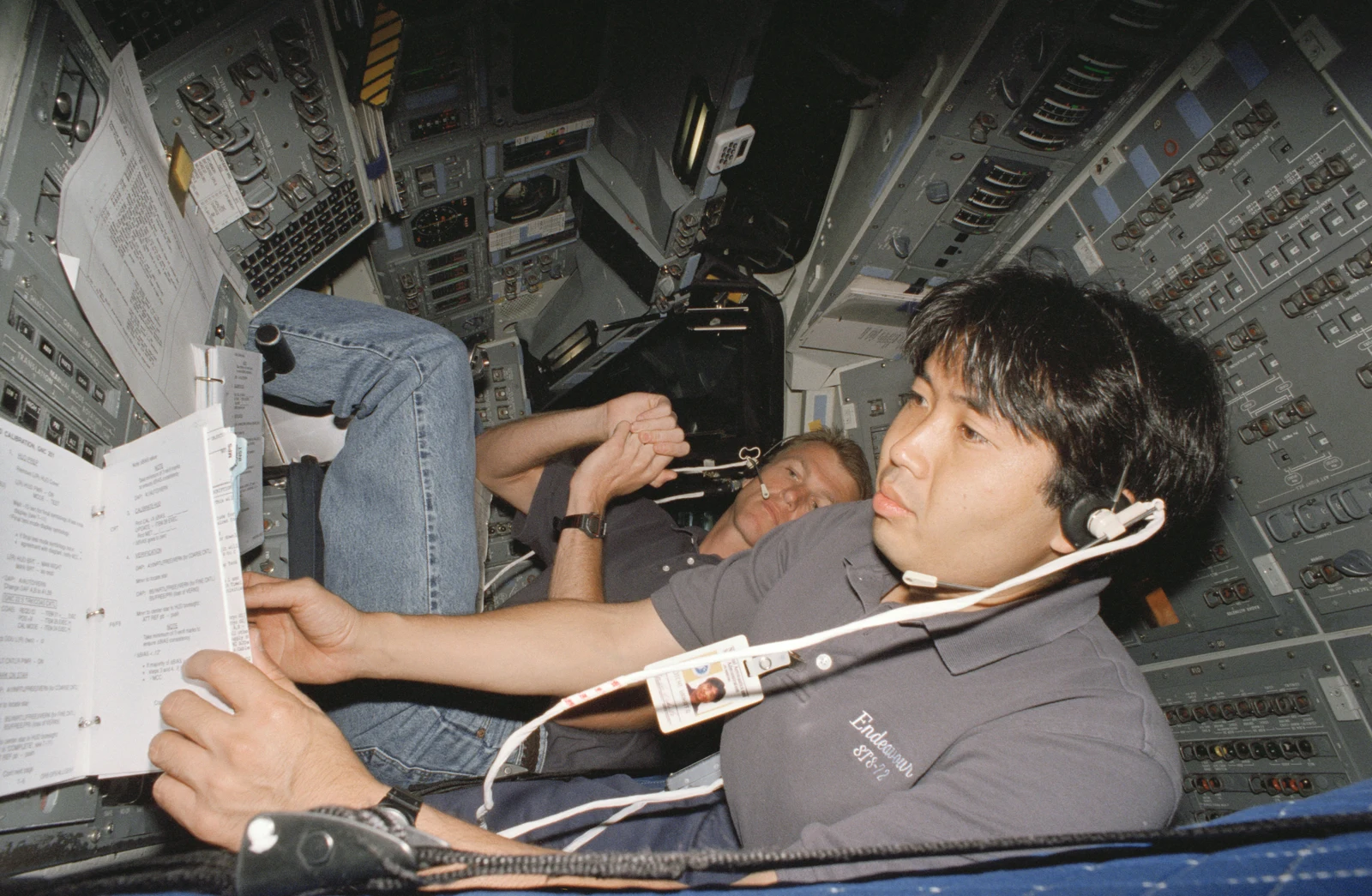 STS-72 mission logo